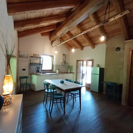 Casa Luzart Codirosso Apartment Stroppo