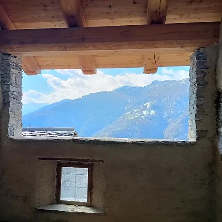 Apartment Casa Luzart Codirosso Stroppo