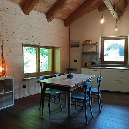 Casa Luzart Codirosso * Stroppo