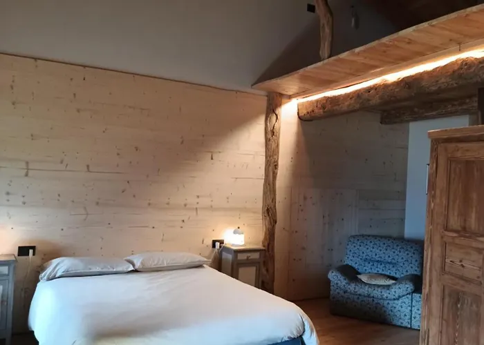 Casa Luzart Codirosso * Stroppo