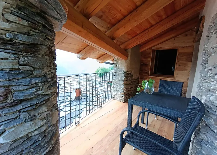 Casa Luzart Codirosso